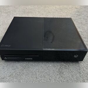 Xbox 1 with the power cord